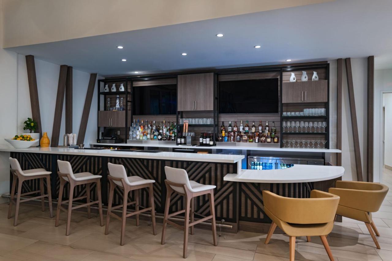 Element Waco Hotel Luaran gambar